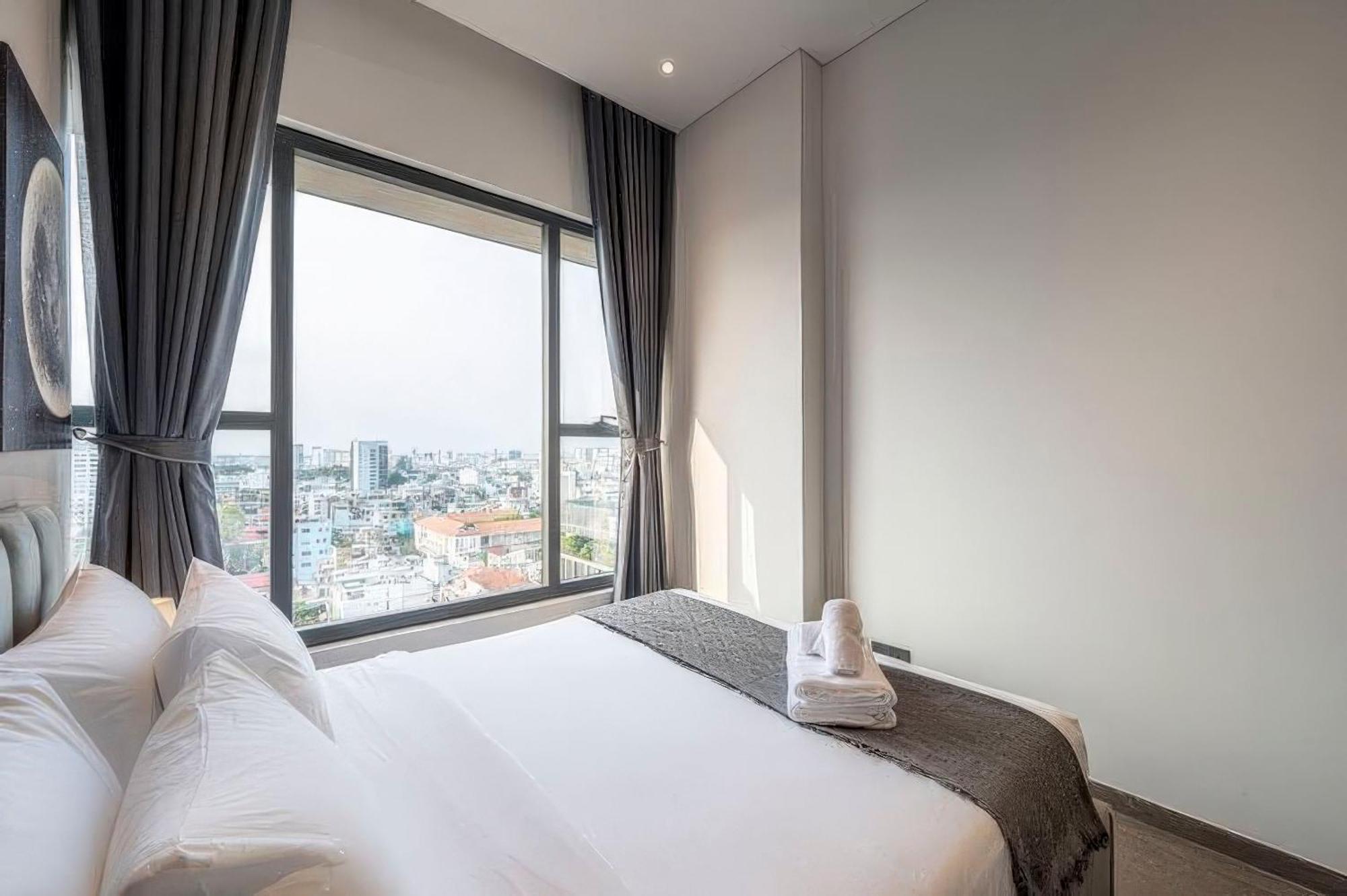 Modern The Marq D1 Apartment